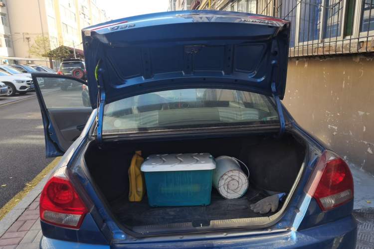 Used Soueast V3 Lingyue 2008 1.5L Manual Luxury Edition