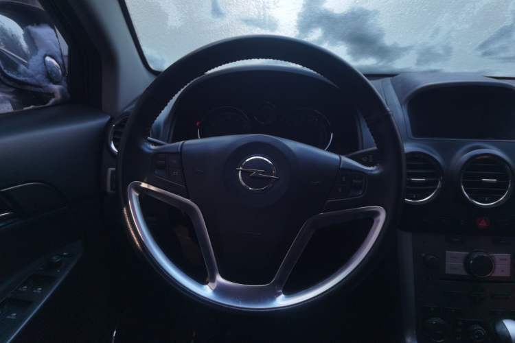 Used Opel Antara 2013 2.4L 4x4 Luxury Edition