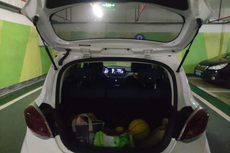 Used CHANGAN OSHAN Benni E-Star 2022 Qingxin Edition Colorful Model Lithium Iron Phosphate
