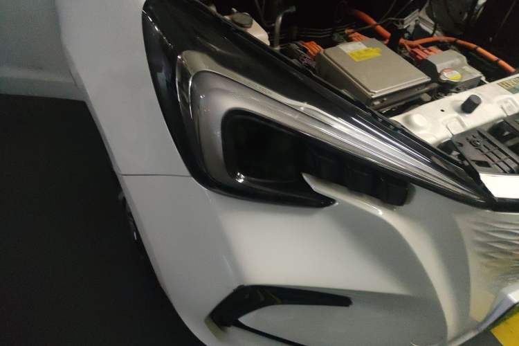 Used CHANGAN OSHAN Benni E-Star 2022 Qingxin Edition Colorful Model Lithium Iron Phosphate
