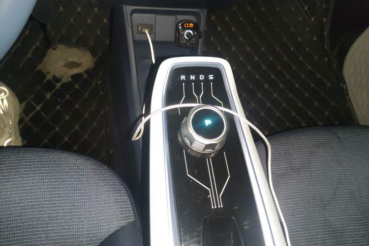 Used CHANGAN OSHAN Benni E-Star 2022 Qingxin Edition Colorful Model Lithium Iron Phosphate
