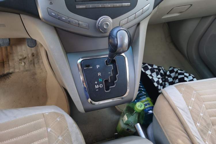 Used BYD S6 2011 2.4L Automatic Luxury Edition
