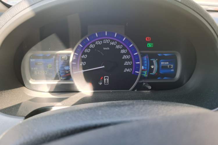 Used BYD S6 2011 2.4L Automatic Luxury Edition
