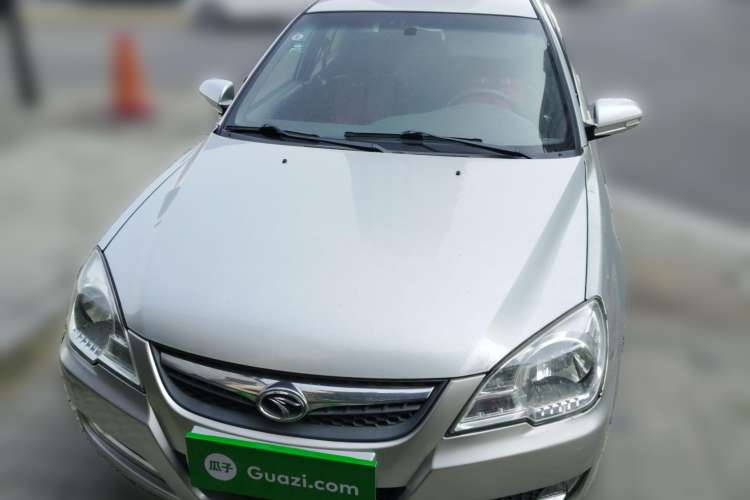 Used Soueast V3 Lingyue 2008 1.5L Manual Flagship Edition Front