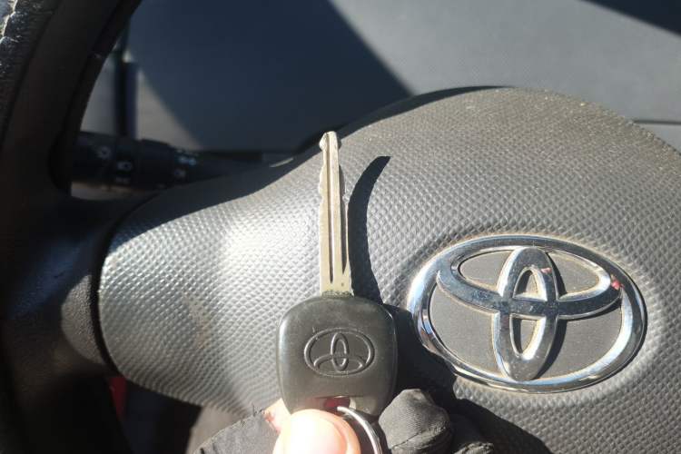 Used Toyota Yaris 2009 1.6E Manual Comfort Edition Vehicle Key