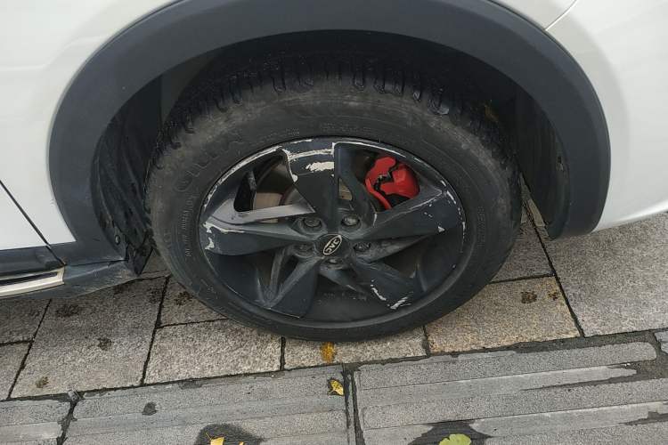 Used JAC Refine S3 2017 1.6L CVT Smart Connect Model
