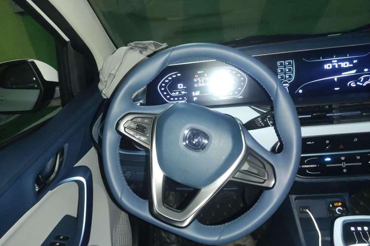 Used CHANGAN OSHAN Benni E-Star 2022 Qingxin Edition Colorful Model Lithium Iron Phosphate
