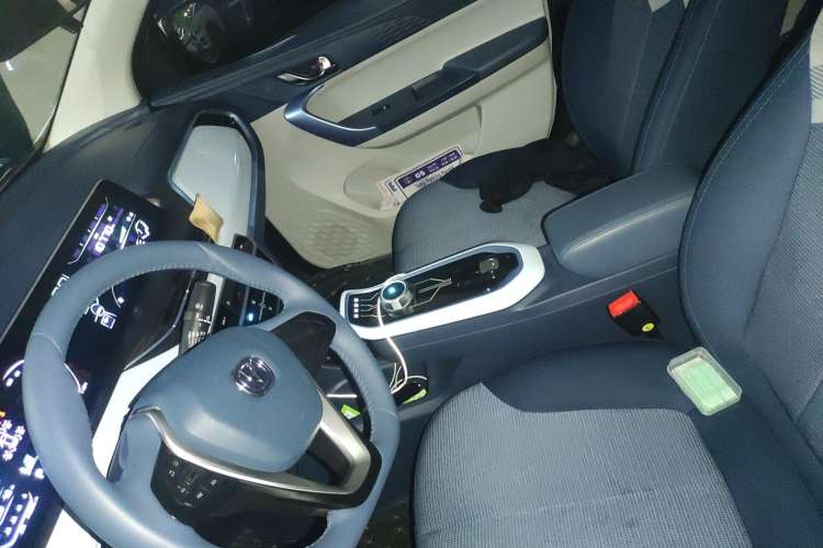 Used CHANGAN OSHAN Benni E-Star 2022 Qingxin Edition Colorful Model Lithium Iron Phosphate
