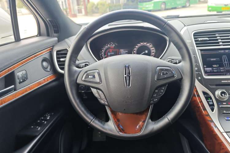 Used Lincoln MKX 2015 2.7T Four-Wheel Drive Prestige Edition
