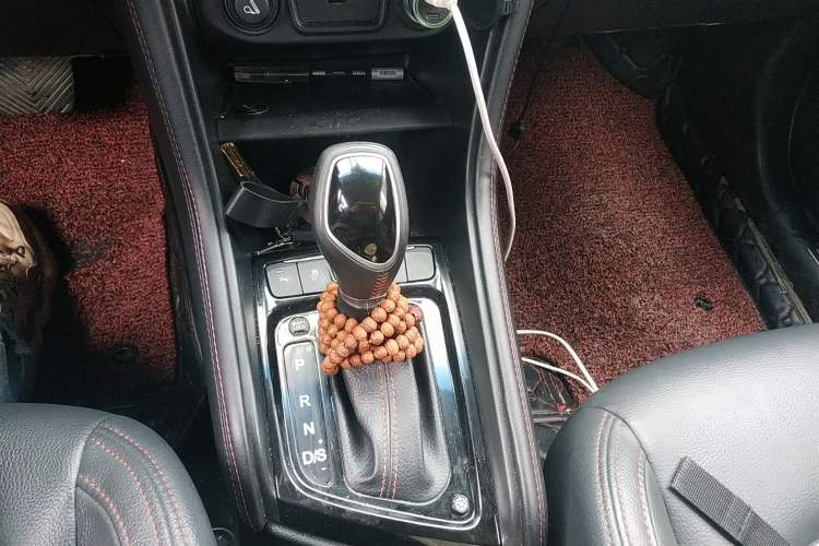 Used JAC Refine S3 2017 1.6L CVT Smart Connect Model
