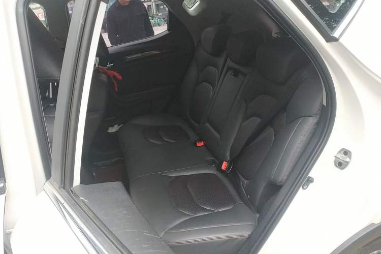 Used JAC Refine S3 2017 1.6L CVT Smart Connect Model
