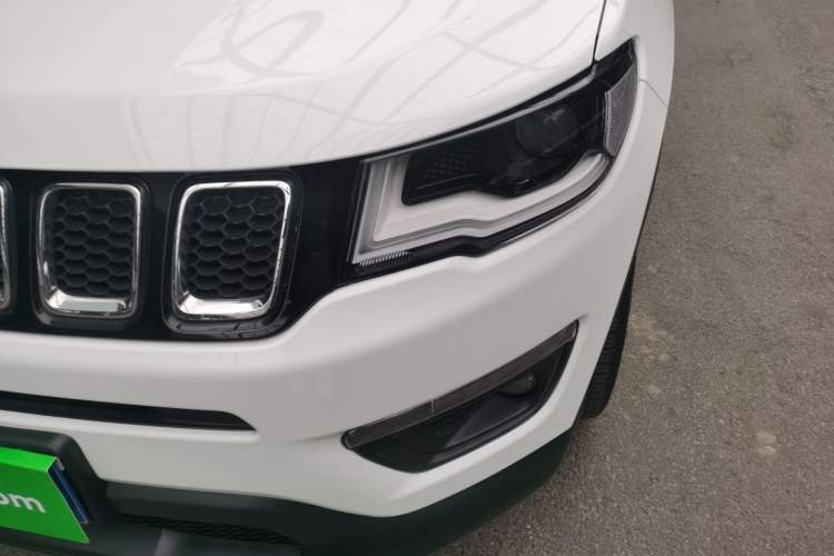 Used Jeep Compass 2019 220T Automatic Enjoyment Version
