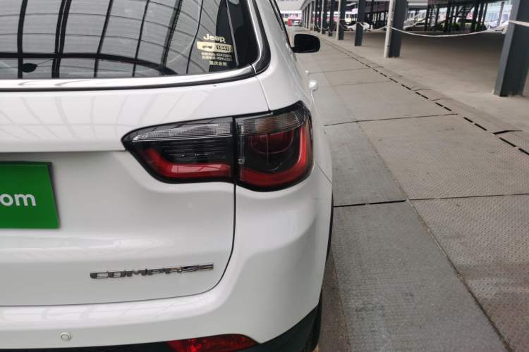 Used Jeep Compass 2019 220T Automatic Enjoyment Version
