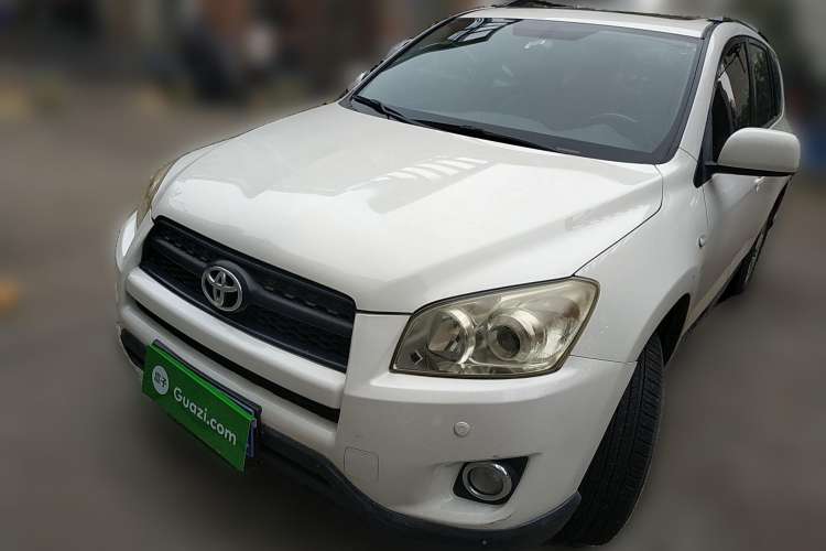 Used Toyota RAV4 2009 2.0L Manual Luxury Edition