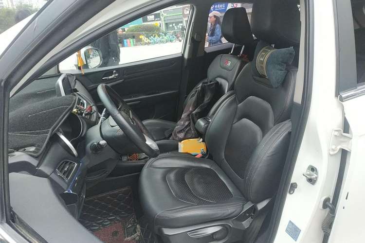 Used JAC Refine S3 2017 1.6L CVT Smart Connect Model
