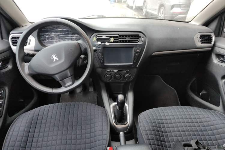 Used Peugeot 301 2014 1.6L Manual Comfort Edition
