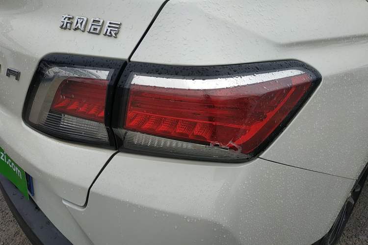 Used Venucia D60 2019 100 000 Glory 1.6L XL Manual Chenku Edition China VI
