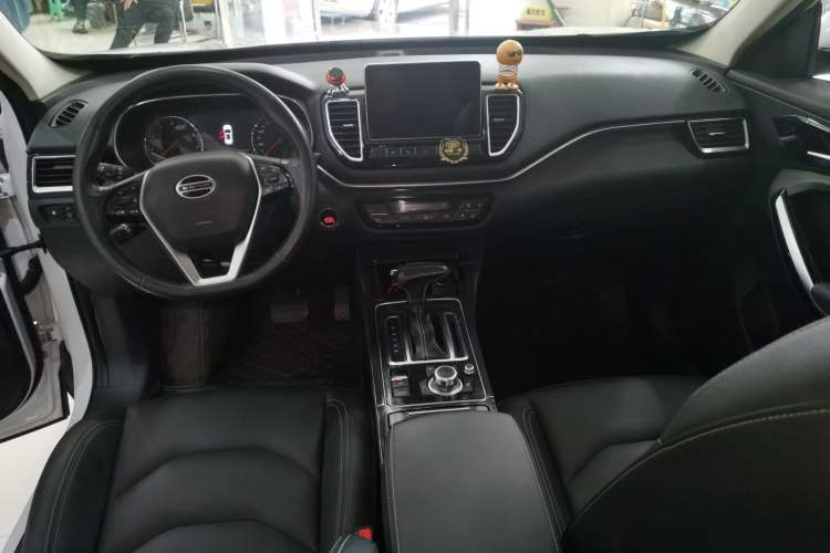 Used FAW Senya R9 2018 1.2T Automatic Prestige Smart Enjoyment Model
