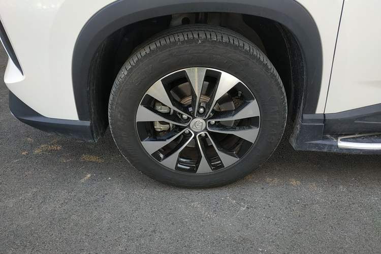 Used Baojun 530 2021 Global Car Anniversary Edition 1.5T CVT Prestige Connected Model 6 Seats