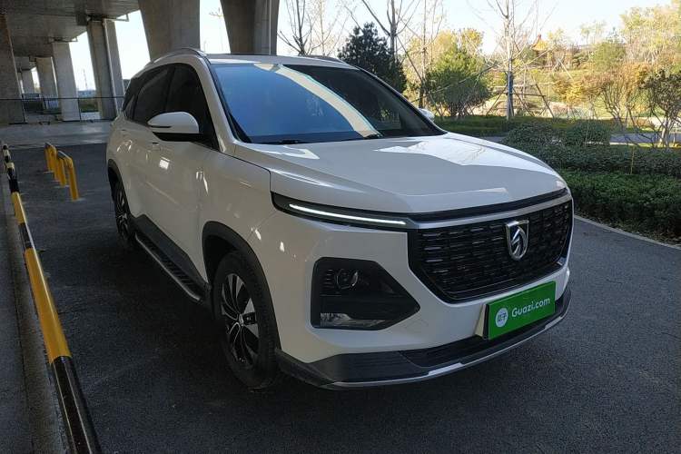 Used Baojun 530 2021 Global Car Anniversary Edition 1.5T CVT Prestige Connected Model 6 Seats