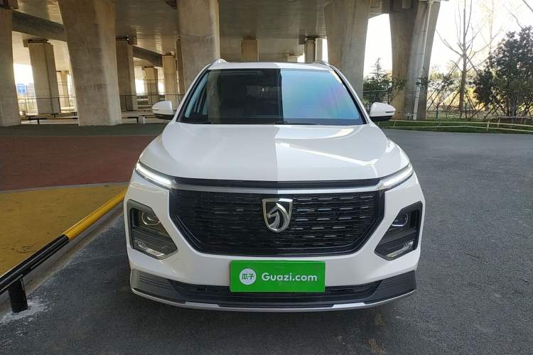 Used Baojun 530 2021 Global Car Anniversary Edition 1.5T CVT Prestige Connected Model 6 Seats