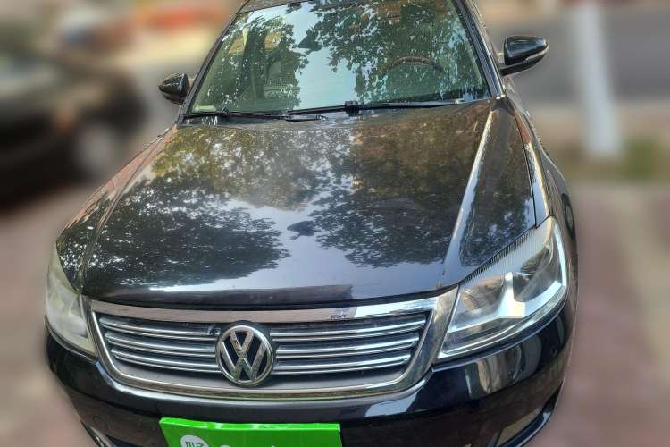 Used Volkswagen Passat 2011 2.0L Manual Luxury Version
