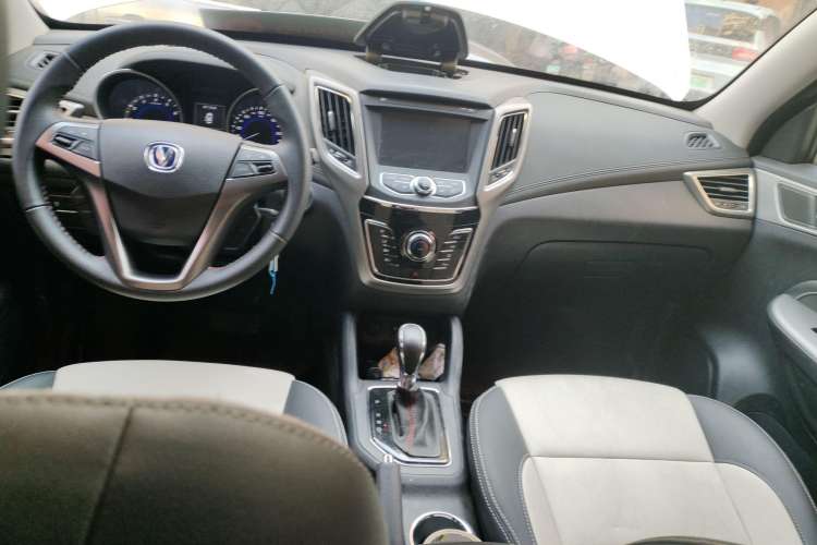 Used CHANGAN CS35 2017 1.6L Automatic Luxury Model
