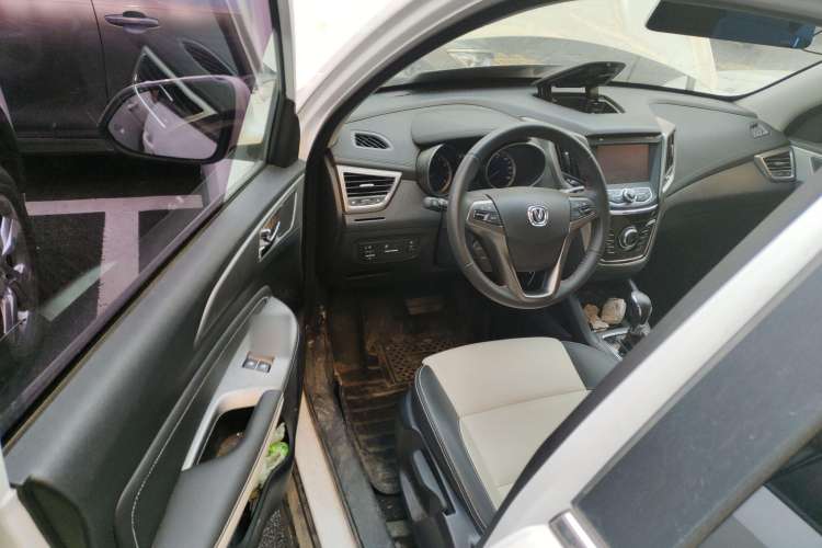 Used CHANGAN CS35 2017 1.6L Automatic Luxury Model
