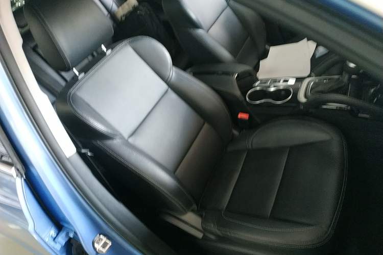 Used Zotye SR7 2016 1.5T CVT Cube Road Edition China V Standard