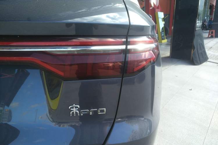 Used BYD Song Pro 2019 1.5T Automatic Luxury Model
