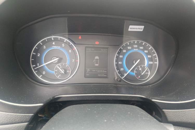 Used Dongfeng Fengon S560 2018 1.8L CVT Elite Model 7 Seats Instrument Cluster
