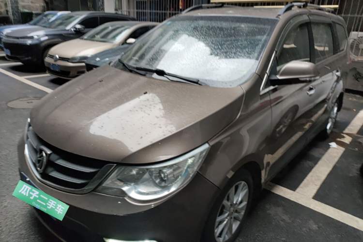 Used Baojun 730 2014 1.5L Manual Luxury Navigation ESP Version 7 Seats