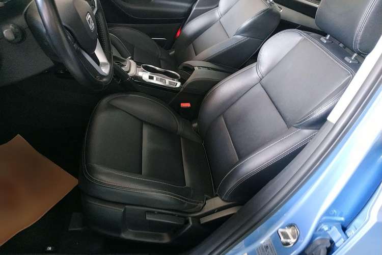 Used Zotye SR7 2016 1.5T CVT Cube Road Edition China V Standard