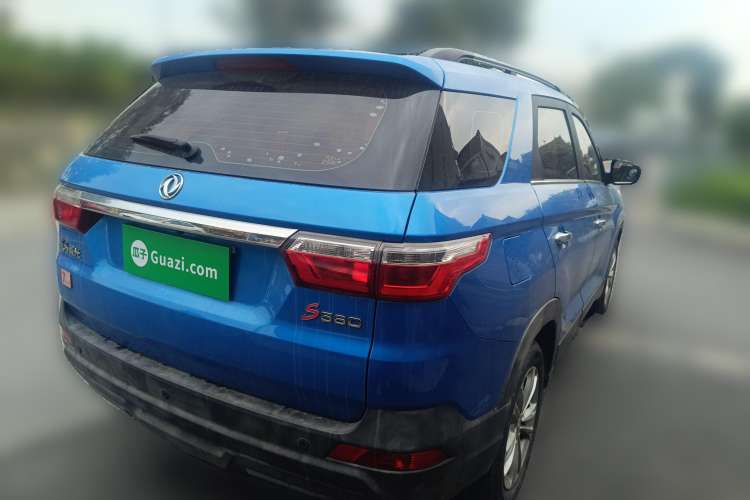 Used Dongfeng Fengon S560 2018 1.8L CVT Elite Model 7 Seats Rear Right 45 Deg