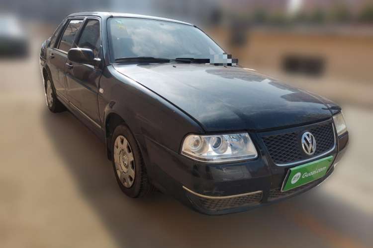 Used Volkswagen Santana Vista 2008 1.8L Manual Sishang Model Front Right 45 Deg