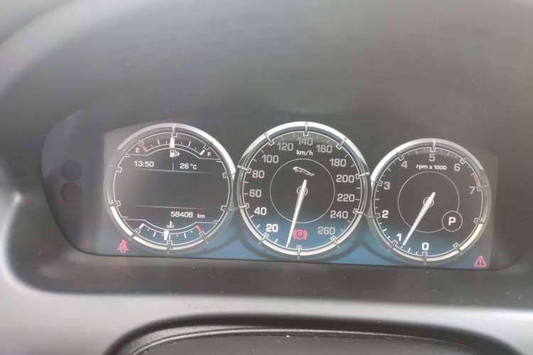 Used Jaguar XJ 2014 XJL 3.0 SC Two-Wheel-Drive Panoramic Business Edition
