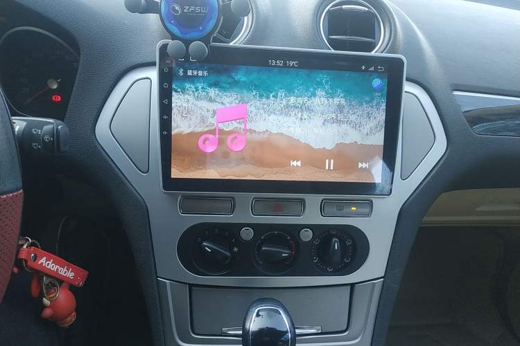 Used Ford Mondeo 2007 2.3L Fashion Edition Audio And AC Panel