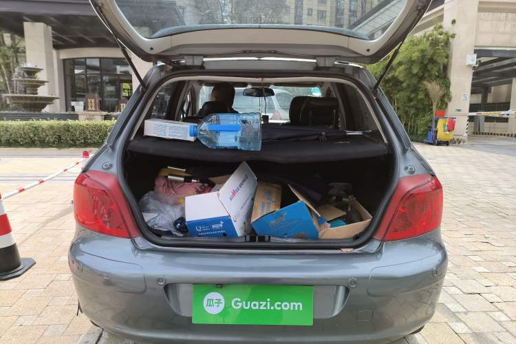 Used Peugeot 307 2012 Hatchback 1.6L Manual Comfort Edition