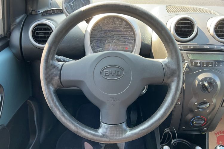 Used BYD F0 2015 1.0L AMT Joyful Cool Model