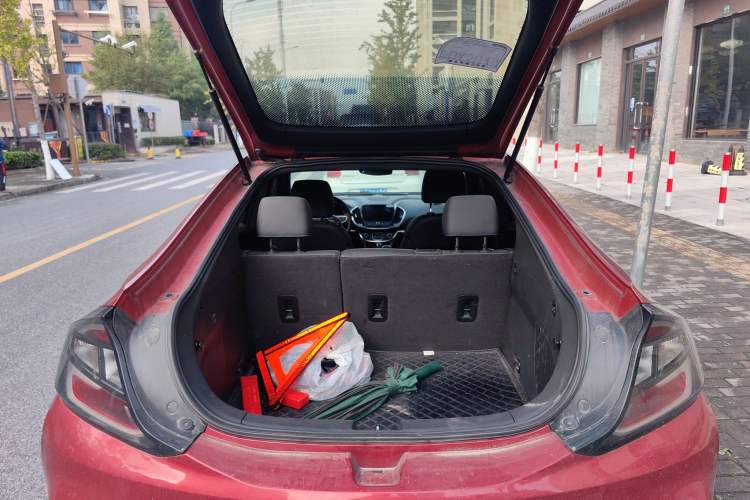 Used Buick VELITE 5 2017 Urban Extended-Range Model