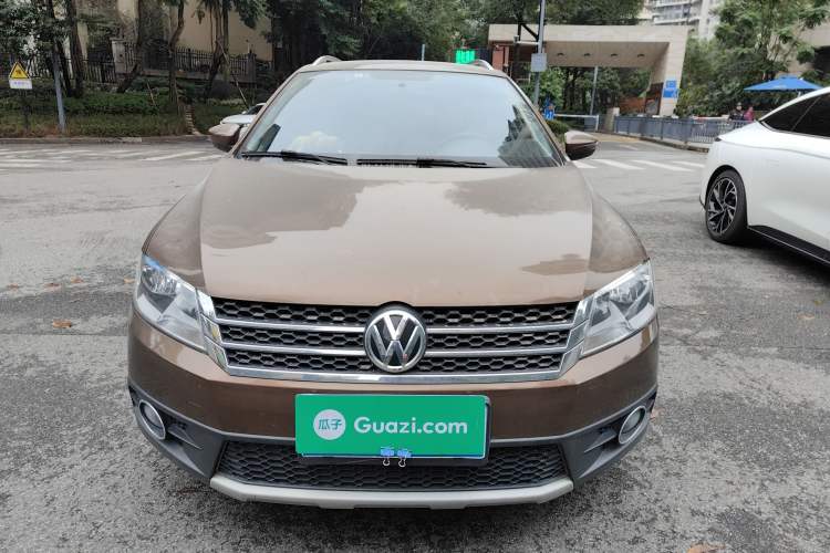 Used Volkswagen Cross Lavida 2014 1.4TSI DSG Front