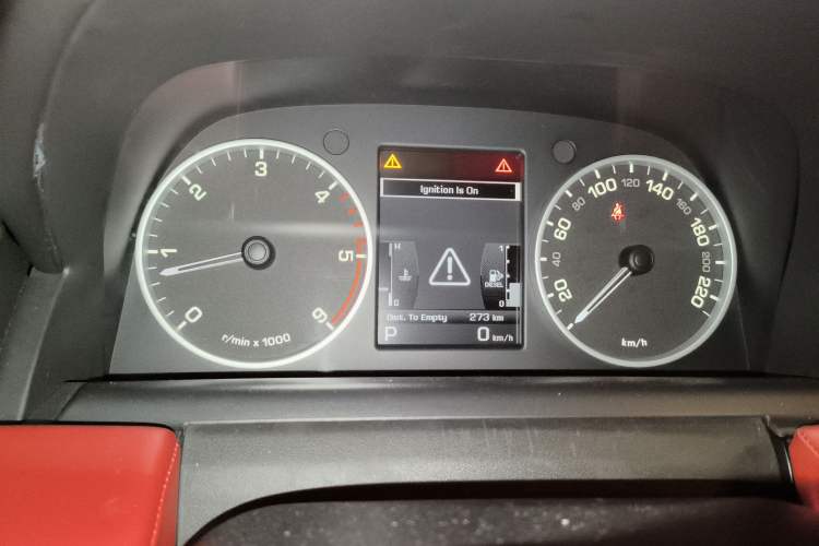 Used Land Rover Range Sport 2011 3.0 TDV6 Diesel Version Instrument Cluster