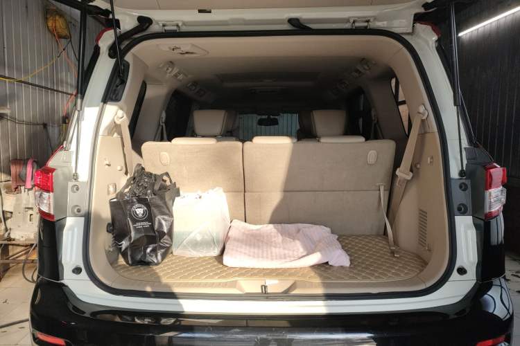 Used Nissan Quest 2015 3.5L SL
