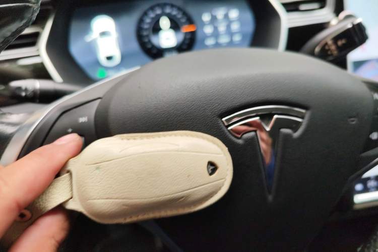 Used Tesla Model S 2014 S 85
