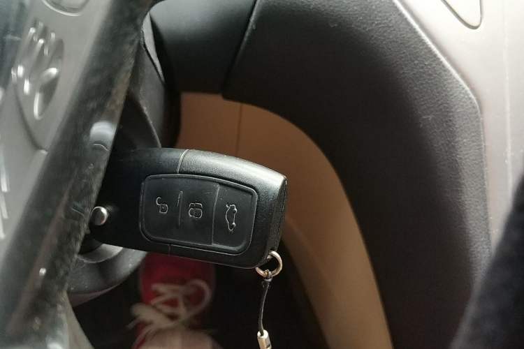 Used Ford Mondeo 2010 2.3L Fashion Edition
