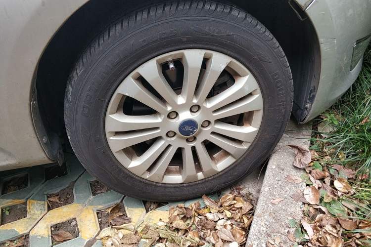 Used Ford Mondeo 2010 2.3L Fashion Edition

