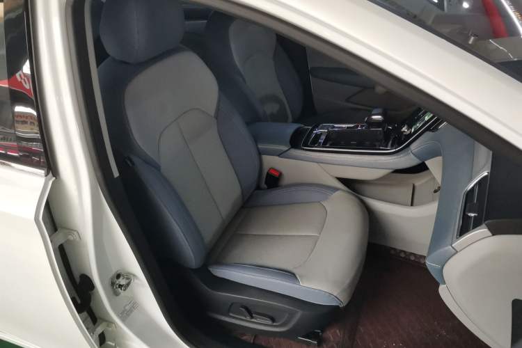 Used Rising ER6 2021 New Dynamic Edition 620km Smart Enjoyment Version