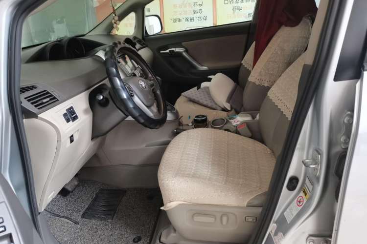 Used Toyota Verso 2011 180G CVT Luxury Edition
