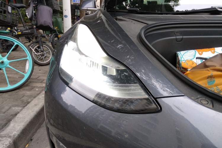 Used Tesla Model 3 2019 Long-Range Rear-Wheel-Drive Version