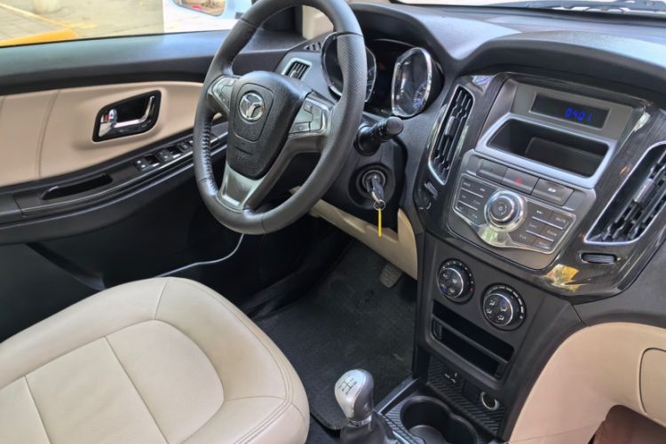 Used FAW Yingzhi G3 2014 1.5L Manual Zhihao Edition
